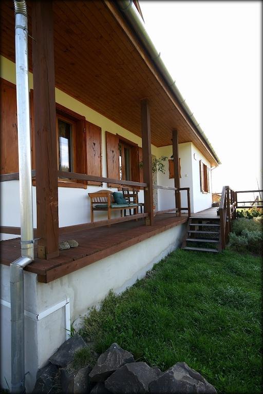 Apartament Kalaris Vendeghaz Hollókő Zewnętrze zdjęcie